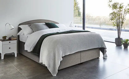 Verdin Apple Ottoman in king