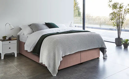Platform Apple Ottoman in single