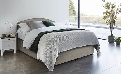Verdin Apple Ottoman in king