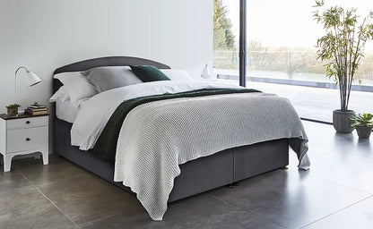 Verdin Apple Ottoman in double