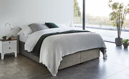 Platform Apple Ottoman in single