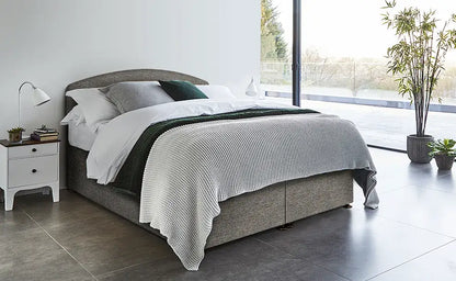 Verdin Apple Ottoman in double