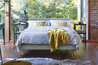 November Joust Chic in small single