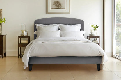London Joust Chic in small single