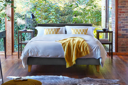 November Joust Chic in small single