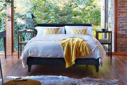 November Joust Chic in small single