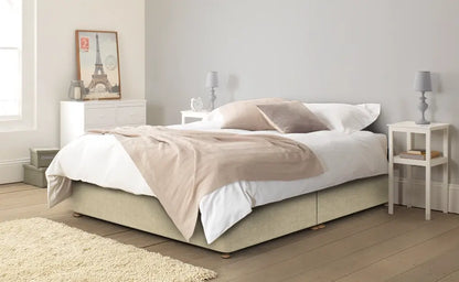 Platform Daisy Divan in king