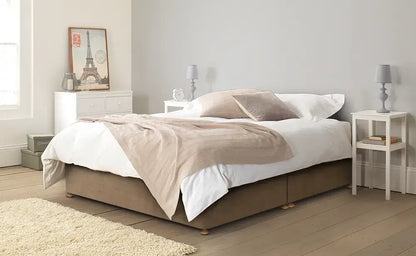 Platform Daisy Divan in king